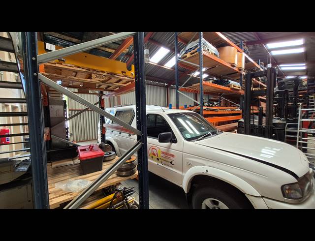 374M² FACTORY FOR SALE IN ANDERBOLT